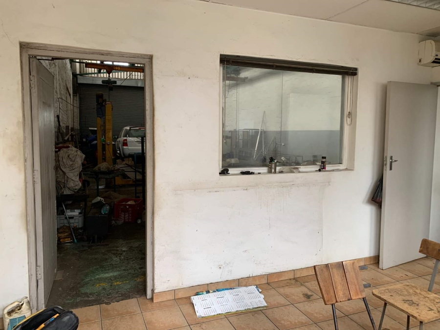 To Let commercial Property for Rent in Elsies River Western Cape
